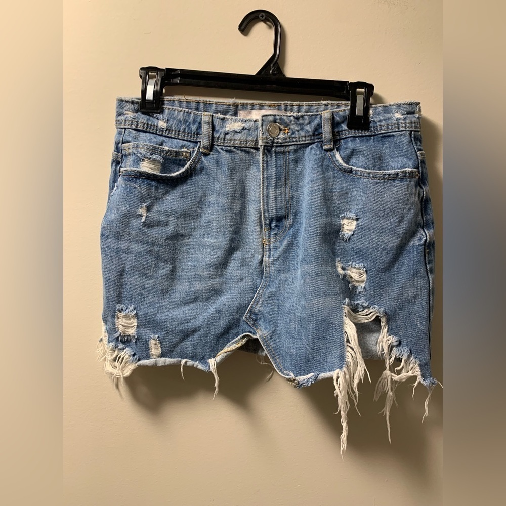 - Zara skirt jeans medium ( size 26 )